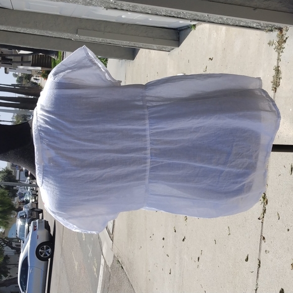 Style & Co. Medium, white, short sleeve, v neck w/strings, NWOT, red/blue embroi - Picture 2 of 3